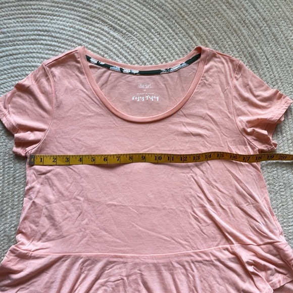 Target pink flutter tee! - Picture 3 of 5